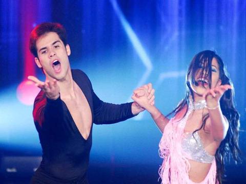 Municipio reconoce a tacneña ganadora de El Gran Show