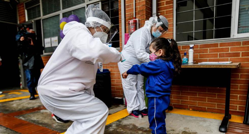 Imagen referencial. Colombia reporta 6.905 casos nuevos y 156 fallecidos por coronavirus en las últimas 24 horas. (LEONARDO MUNOZ / AFP).
