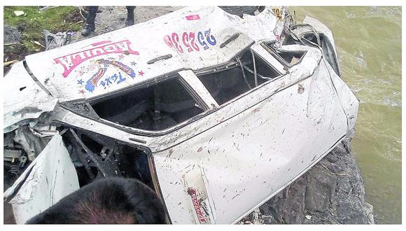Identifican a chofer que murió en la vía Huancayo - Huancavelica