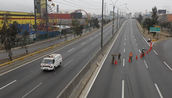 Calles vacías y vigilancia extrema: Así se desarrolla el primer domingo de inmovilización obligatoria (Foto: Diana Marcelo)