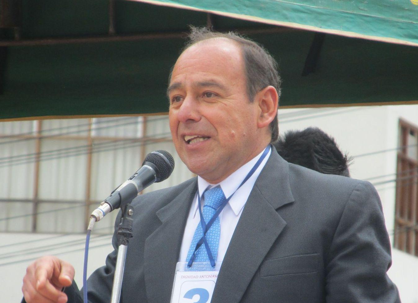 Cusco: La Unsaac ya tiene nuevo rector, Nicolas Cáceres gana las elecciones