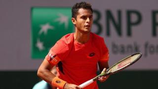 Juan Pablo Varillas venció 3-2 a Hurkacz y clasificó a octavos de final del Roland Garros 2023