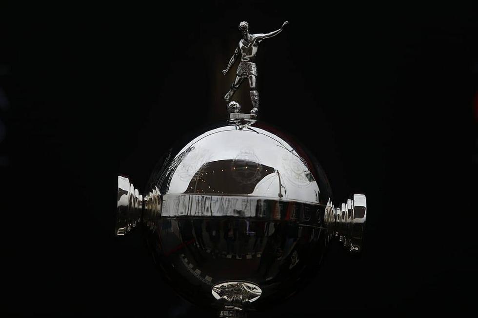 ​La gloriosa está aquí: la histórica Copa Libertadores llegó a Lima (FOTOS)