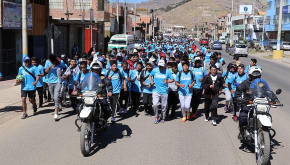 Más de dos mil jóvenes en campaña “Tú puedes sin drogas” en Puno