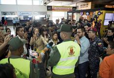 Guaidó llegó al aeropuerto de Caracas en medio de enfrentamientos entre chavistas y diputados opositores