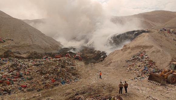 Moquegua: Salud recomienda evacuar a población cercana a incendio de basural