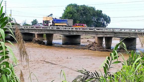 Trujillo: Peligra puente por aumento del caudal del río Moche