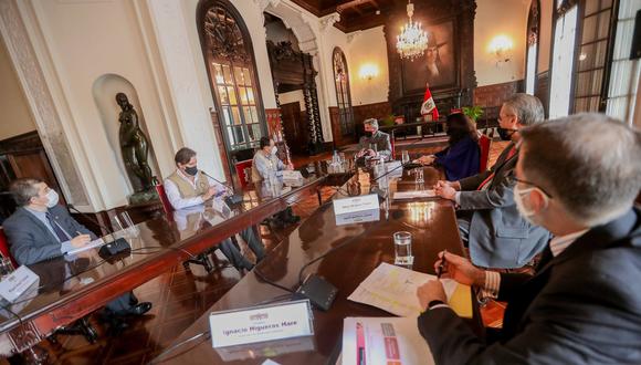 El presidente Francisco Sagasti recibió a la Misión de Observación Electoral de la OEA en Palacio de Gobierno. (Foto: Presidencia)
