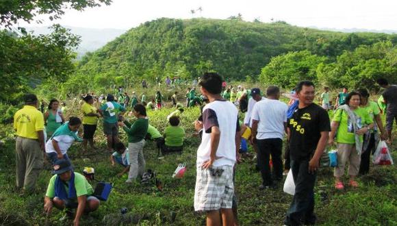 ​Ecuador: Movilizarán a 35 mil voluntarios para lograr "Guinness" de reforestación