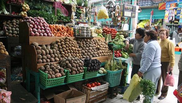 Precios de alimentos se mantienen estables en mercados pese a crisis política (VIDEO)