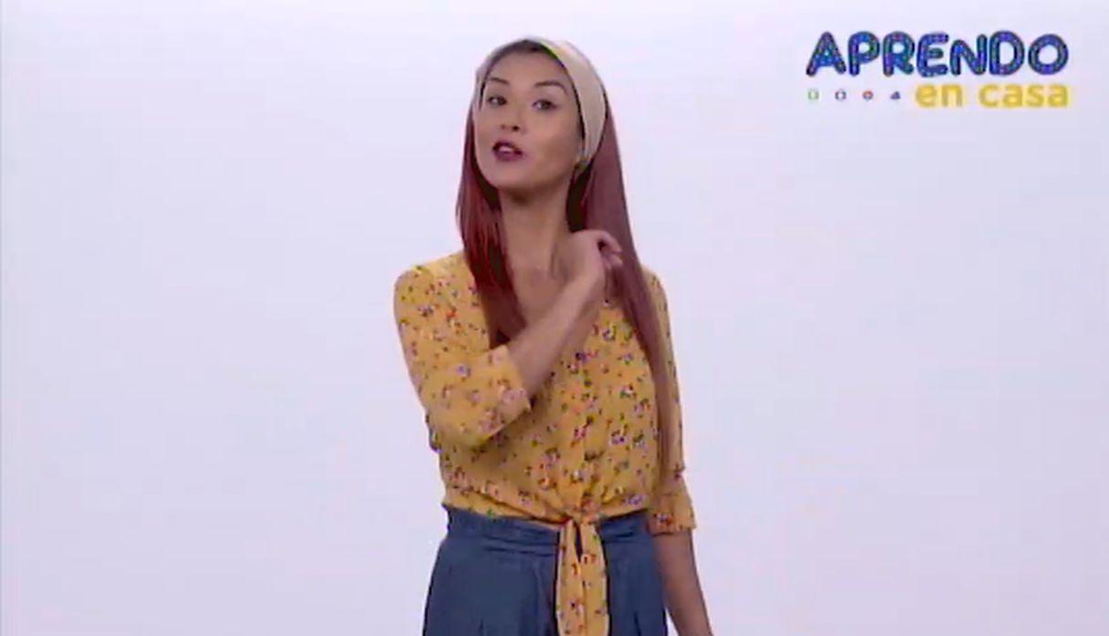 Stephany Orúe fue la conductora de las sesiones para 5° de secundaria de “Aprendo en casa”. (Foto: Captura de video)
