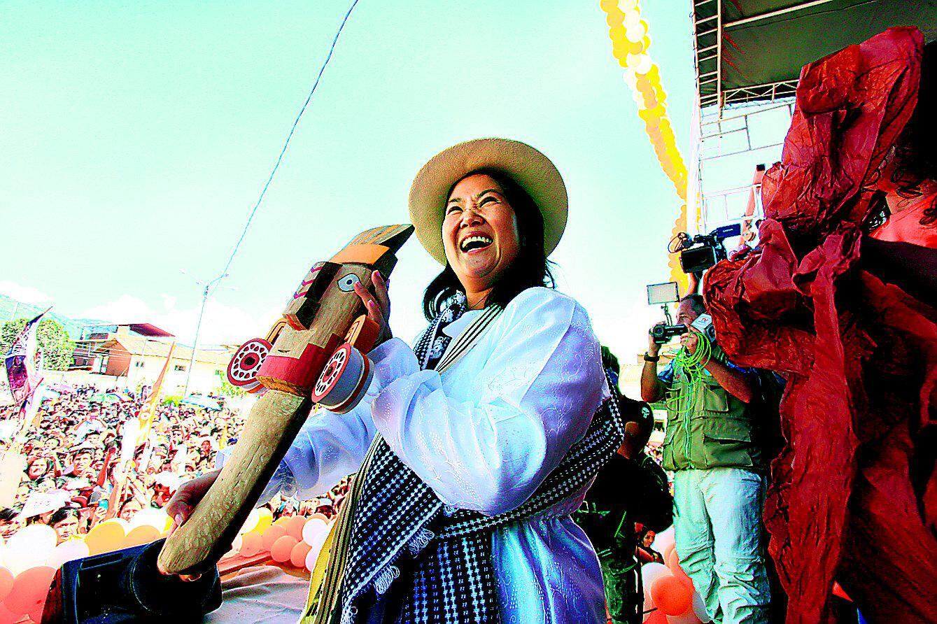 ​Keiko advierte que “no pisará el palito” ante “guerra sucia”