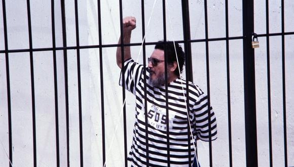 LIMA, 24 DE SETIEMBRE DE 1992PRESENTACION DE ABIMAEL GUZMAN REYNOSO, CABECILLA DEL MOVIMIENTO TERRORISTA SENDERO LUMINOSO. FOTO: EL COMERCIO