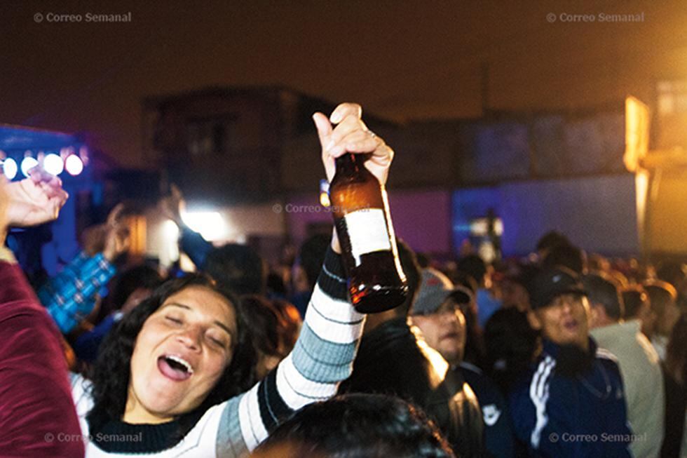 El barrio del movimiento: Salsa con clase en Barrios Altos (Fotos)