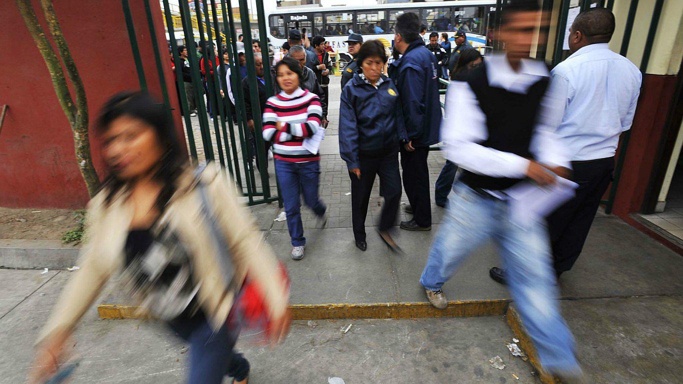 Estudiantes de la UNI aprenderán inglés y cinco idiomas más a través de Internet