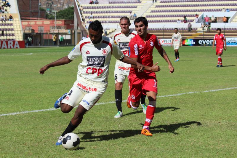 "Ciclón del Norte" no pudo con el León