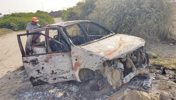 Delincuentes queman vehículo en Tangay Bajo