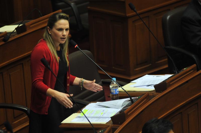 Así se realizará la investigación a Luciana León por presunto enriquecimiento ilícito 