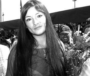 Presenta adelanto de producción discográfica en su web