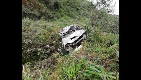 Dos personas perdieron la vida tras sufrir un aparatoso accidente de tránsito en la provincia de Huancabamba, región Piura. La Policía realiza las investigaciones del caso para determinar las causas del accidente.