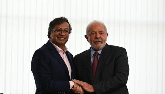 Gustavo Petro reitera injerencia en asuntos internos del Perú y  propone examinar en la Cumbre de Brasilia la democracia peruana