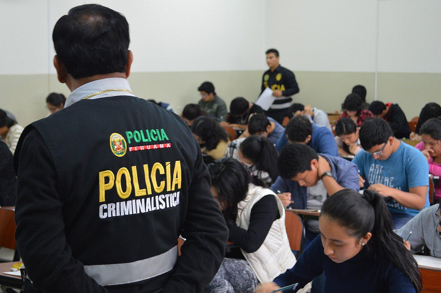 Peritos dactiloscópicos de la Policía certificarán examen de admisión a la UNT