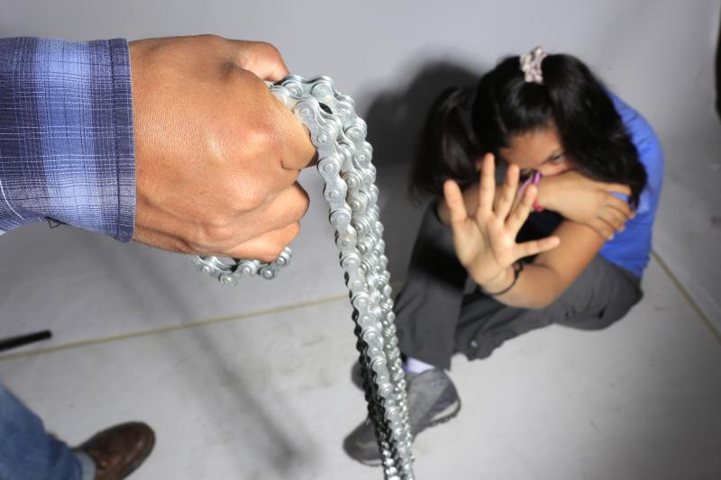 Maltrato infantil crece en el país