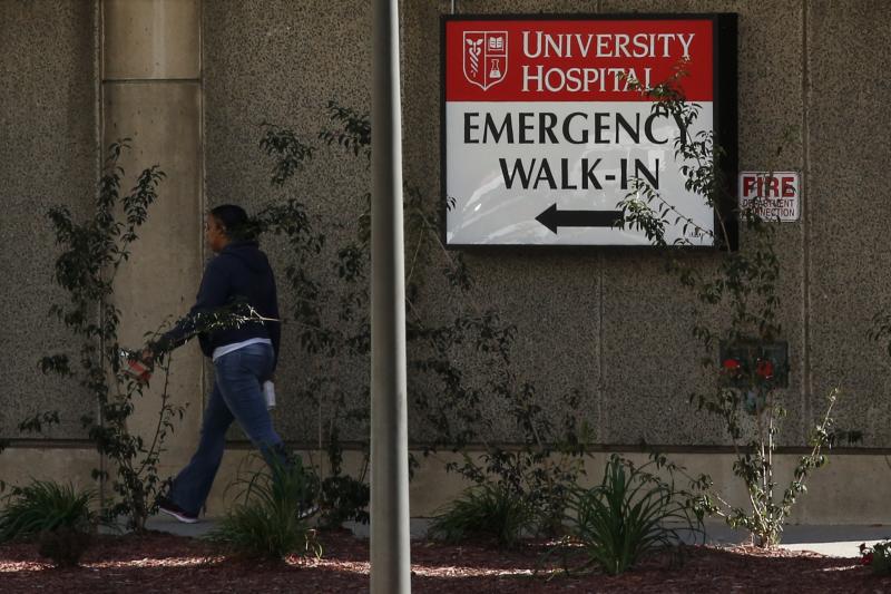 Enfermera de EEUU se niega estar en cuarentena por sospecha de ébola