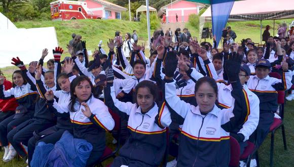 Cusco: Miles de alumnos rinden examen para ingresar a los Coar
