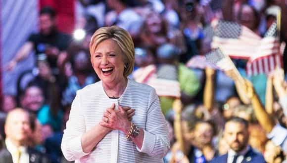Twitter: ​Clinton lanza cuenta en español para apelar al voto latino