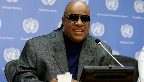 Stevie Wonder se someterá a una operación de trasplante de riñón (VIDEO)