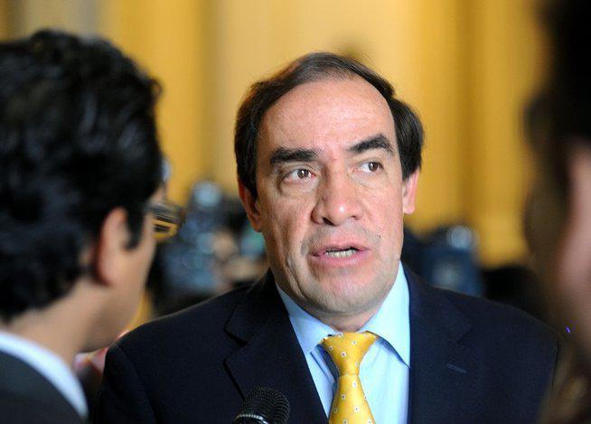  Yonhy Lescano sobre "narcoespía" de la DINI: "De forma inmediata se debe destituir a este militar retirado"