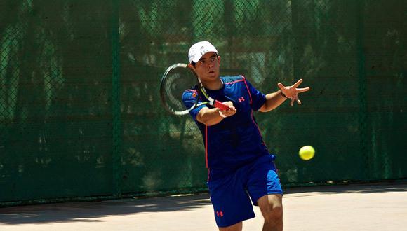 Tacneño Luciano Morales destaca en torneo de tenis en UTA de Chile