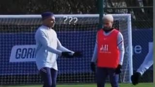 Neymar y un tenso momento que preocupa a los hinchas del PSG: el brasileño ignoró a Mbappé en los entrenamientos