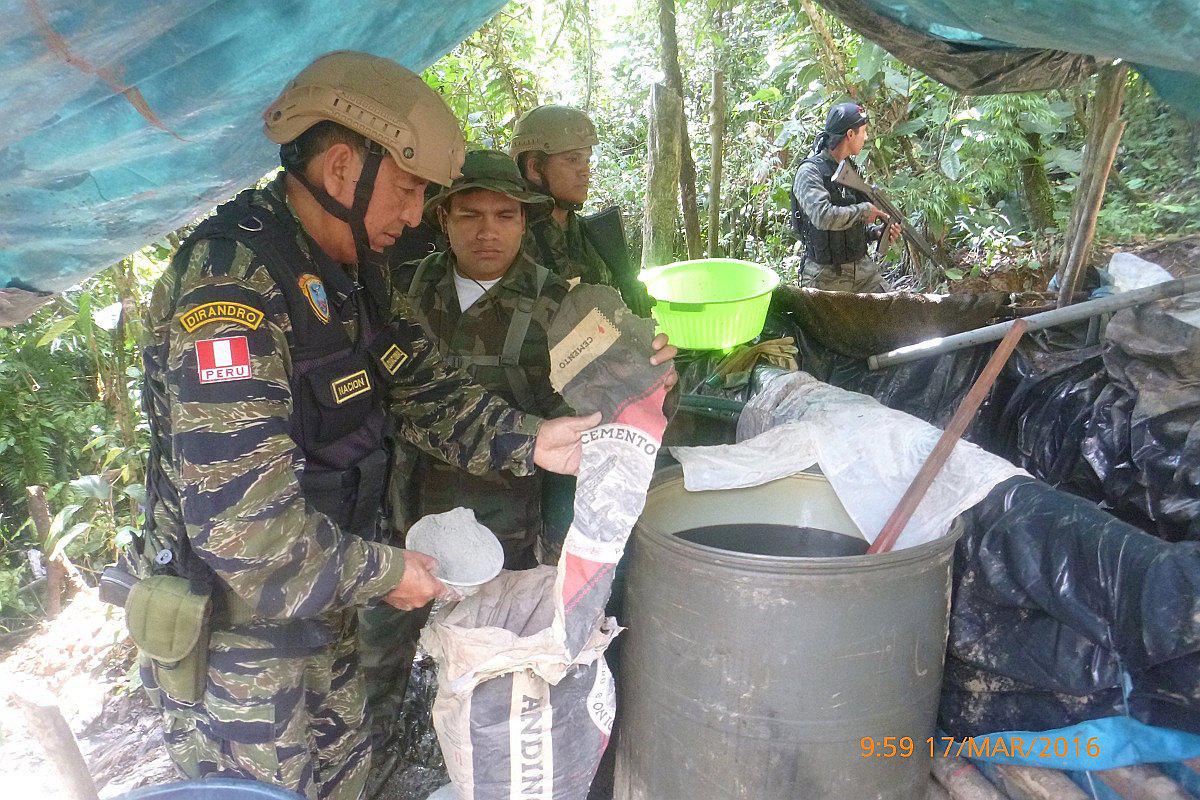 'Narcos' utilizan cemento para elaboración de droga 