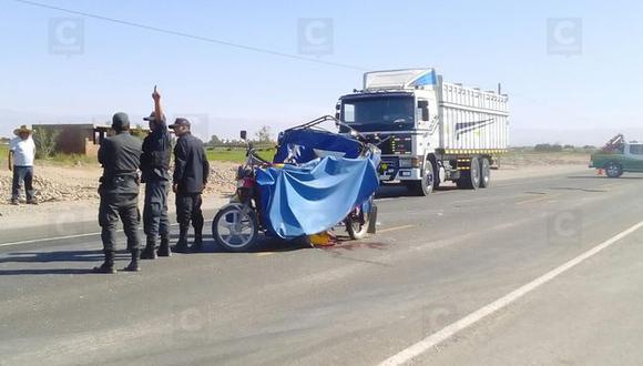 Majes: Un muerto deja choque entre mototaxi y camión