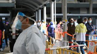 Un brote de coronavirus en Hong Kong expone fallos de su estricto sistema de cuarentena