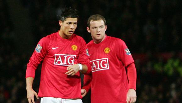 Wayne Rooney y Cristiano Ronaldo fueron compañeros en Manchester United durante cinco temporadas. (Foto: AFP)