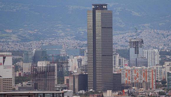 Twitter: falsa alarma de bomba genera pánico en edificio de México