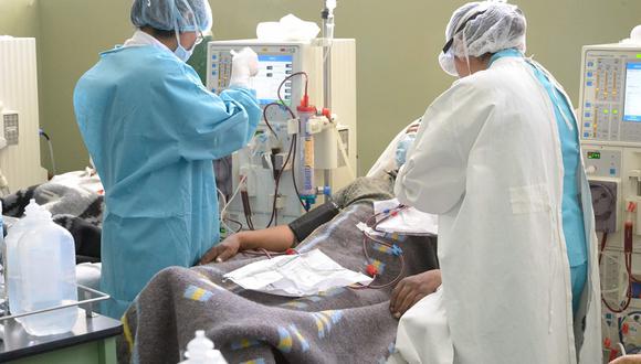 ​Contraloría investiga a Essalud por irregularidades en servicio de hemodiálisis