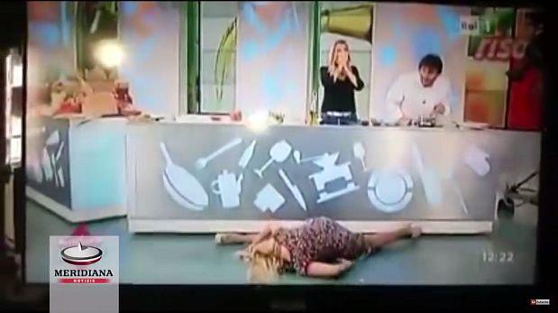 YouTube: Actriz hace acrobacia con las piernas en vivo y termina con tremenda fractura (VIDEO)