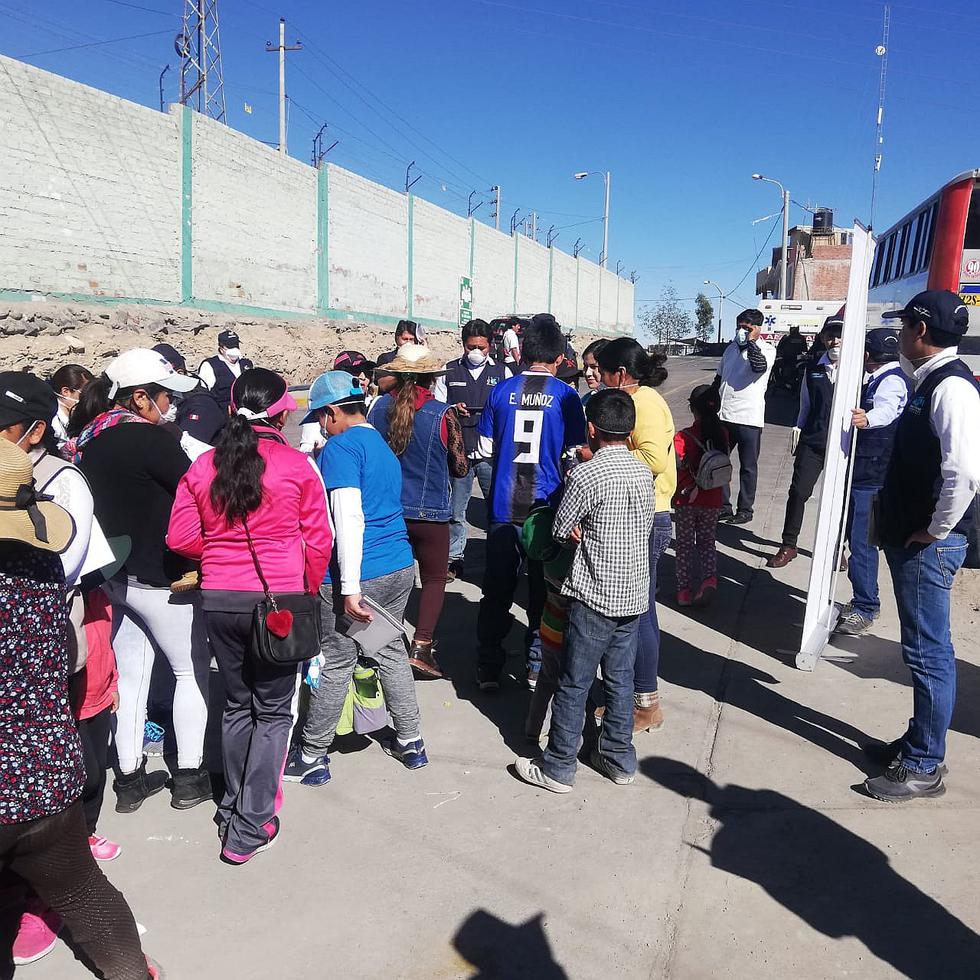 Realizan simulacro por erupción del volcán Misti, en Arequipa