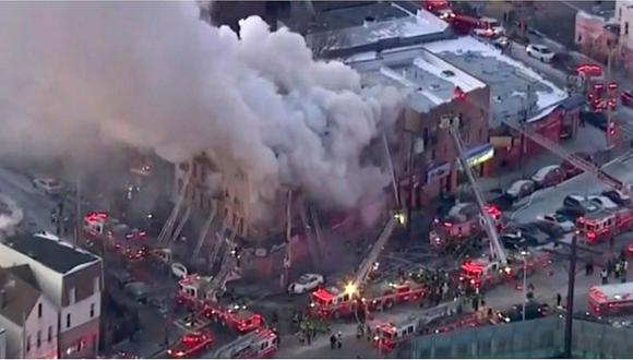 Incendio en edificio de Nueva York deja 16 heridos, incluidos nueve niños