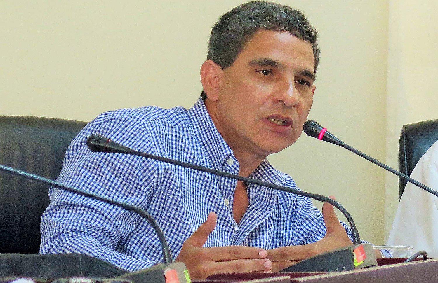 Con una marcha exigirán la salida del asesor regional Carlo Bertini