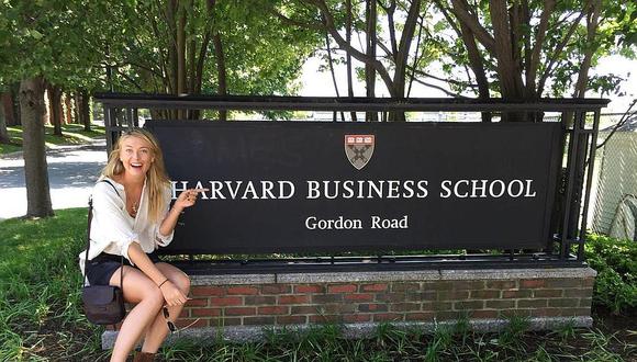 María Sharapova estudiará en Harvard durante su suspensión