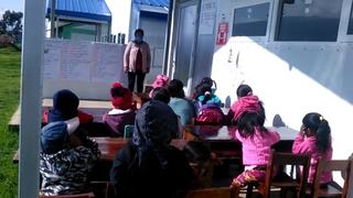 Escolares estudian en la intemperie por falta de aulas en Huancayo y reclaman a municipalidad