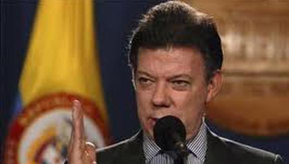 Santos no acatará fallo de La Haya hasta garantizar derechos de colombianos