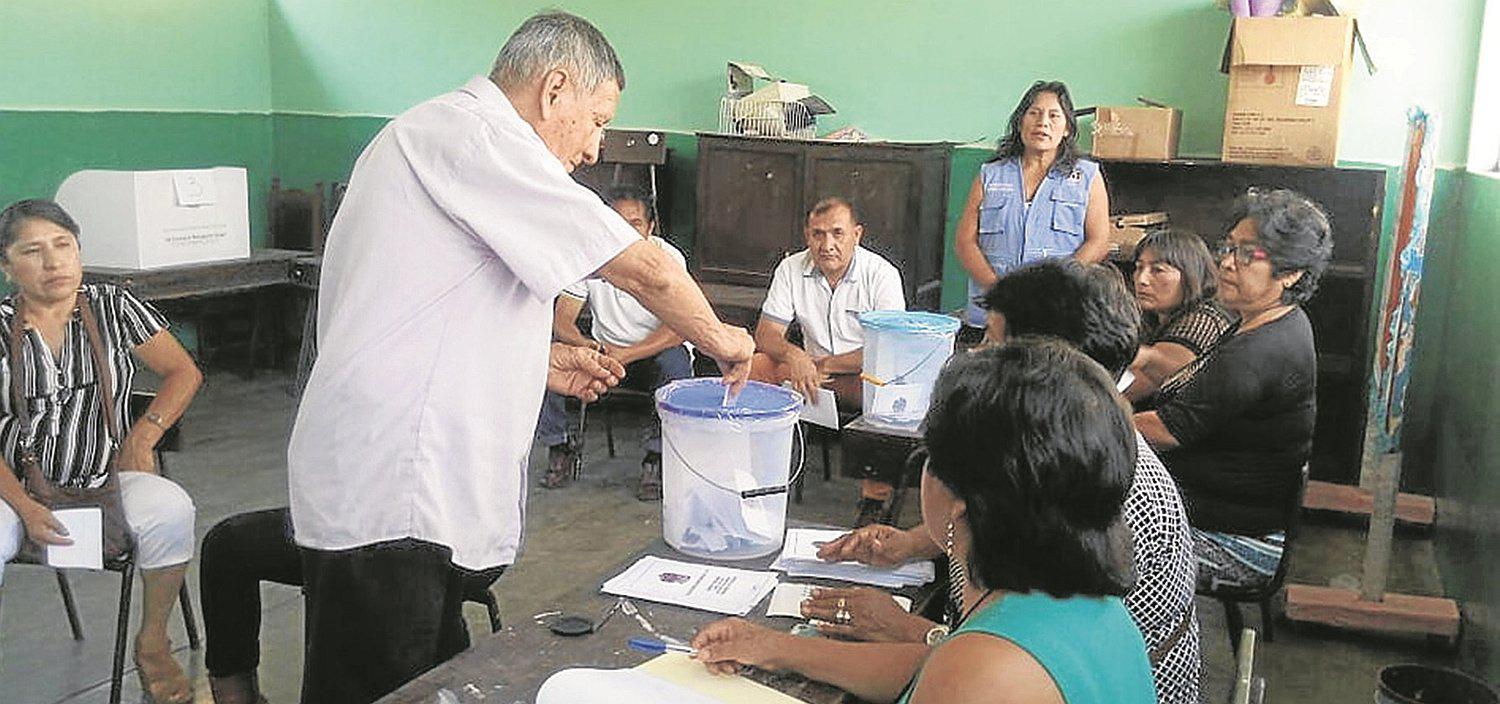 Eligen a nuevo alcalde en Curva de Sun 