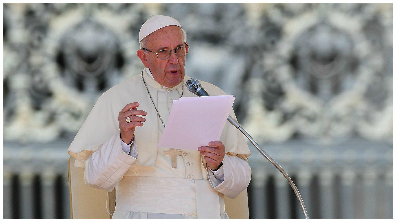 Papa Francisco: "El periodismo no puede convertirse en arma de destrucción" 
