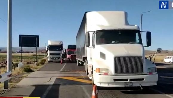Vía Juliaca - Puno está bloqueada, reportan ataque a vehículos en Ayacucho y Madre de Dios prepara movilización con motivo del paro agrario. (Captura: Canal N)